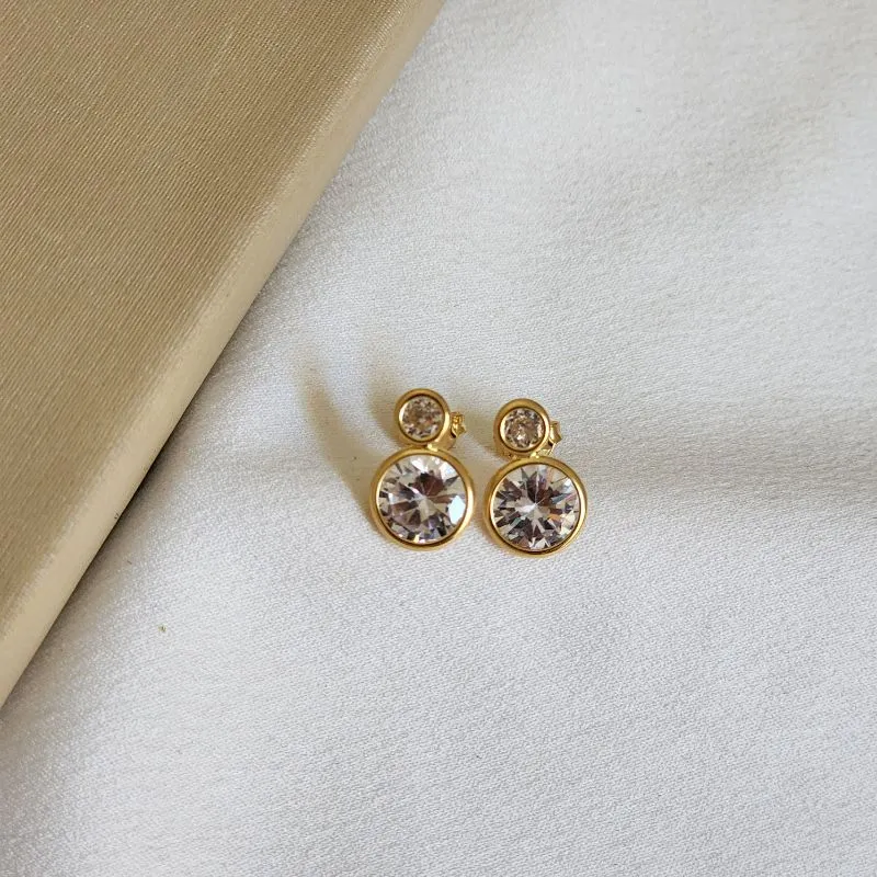 Brinco Delicado Zircônia - Transparente