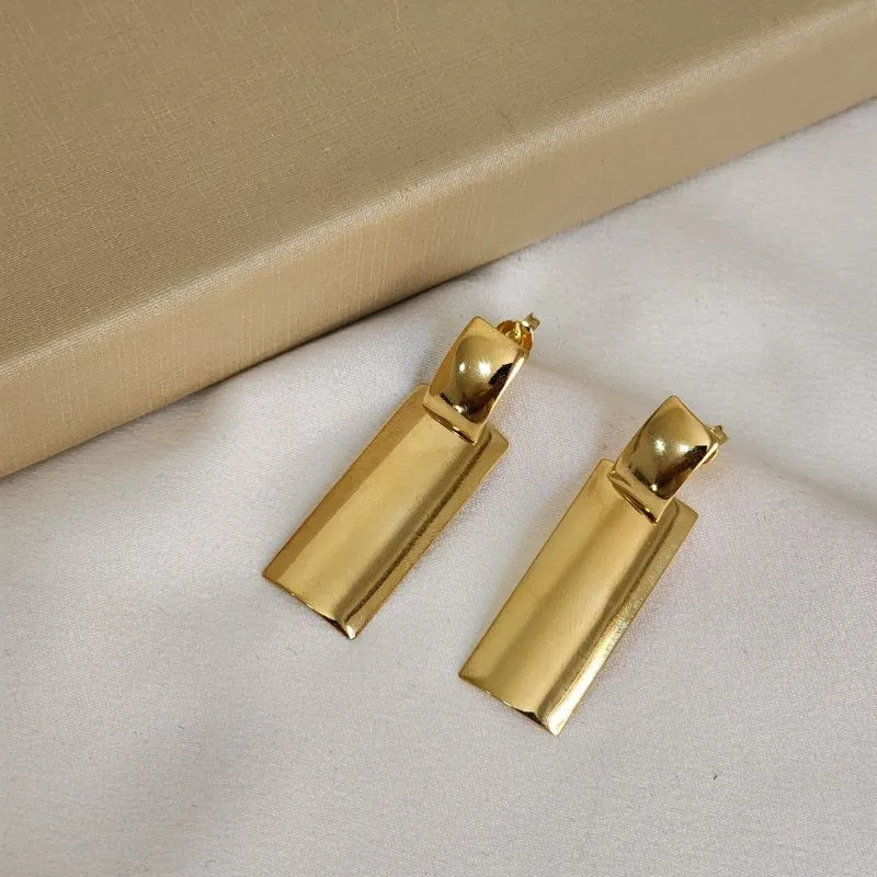 Brinco Orgânico Geométrico