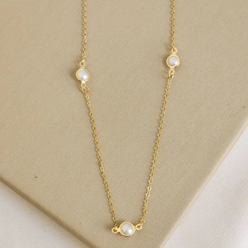 Colar Delicado Pérolas