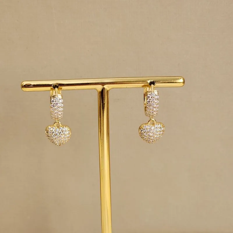 Argola Delicada Coração Zircônia