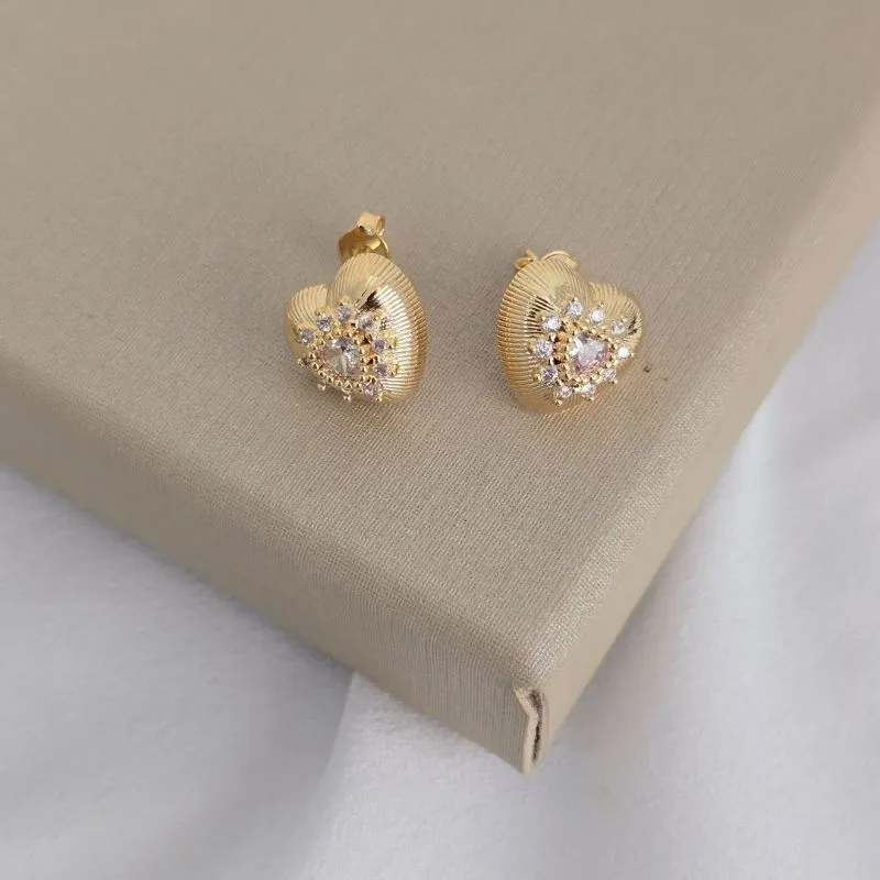 Brinco Delicado Coração Zircônia