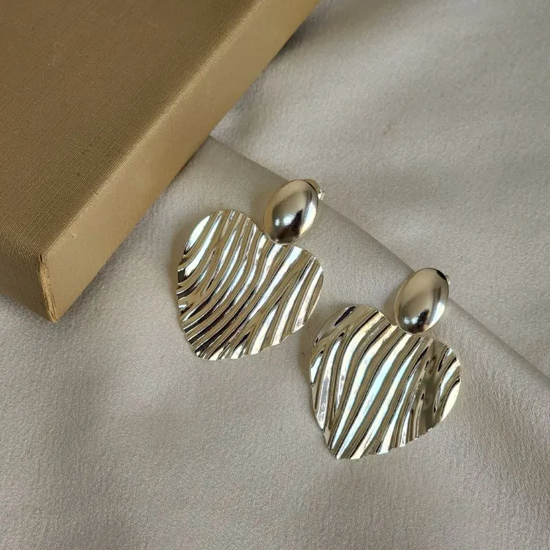 Brinco Maxi Coração Liso