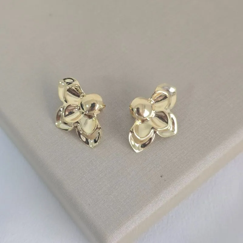 Brinco Orgânico Flor