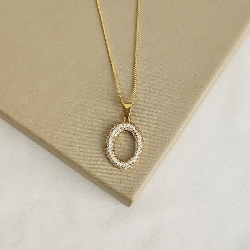 Colar Oval Vazado Zircônia