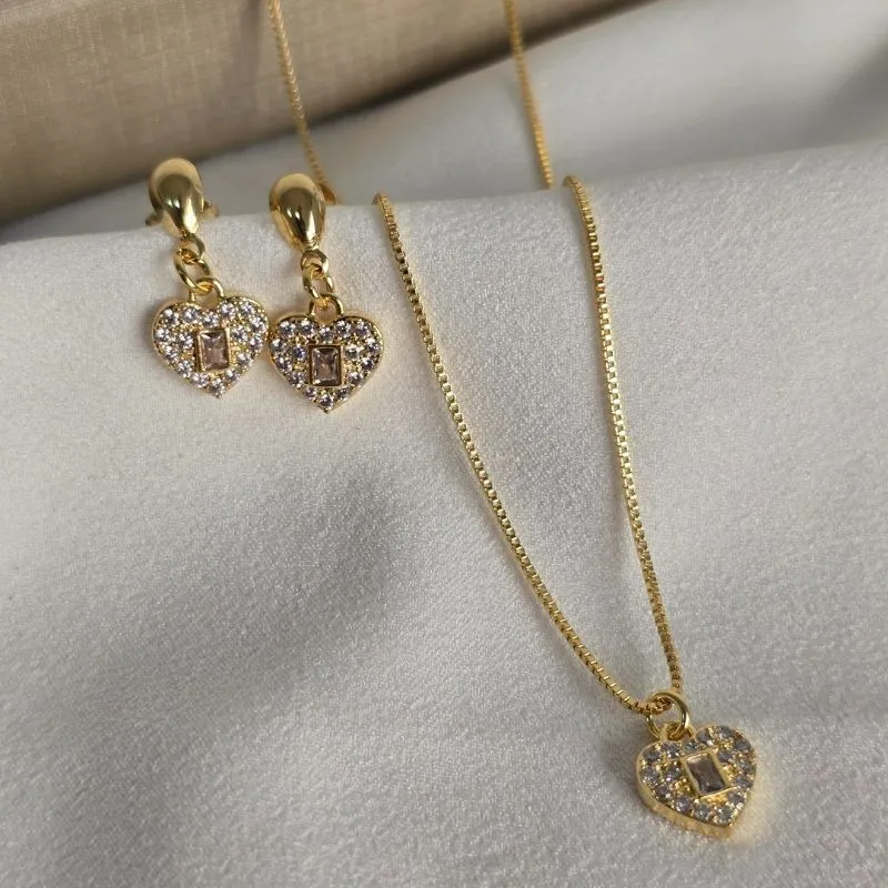 Conjunto Zircônia Coração Delicado