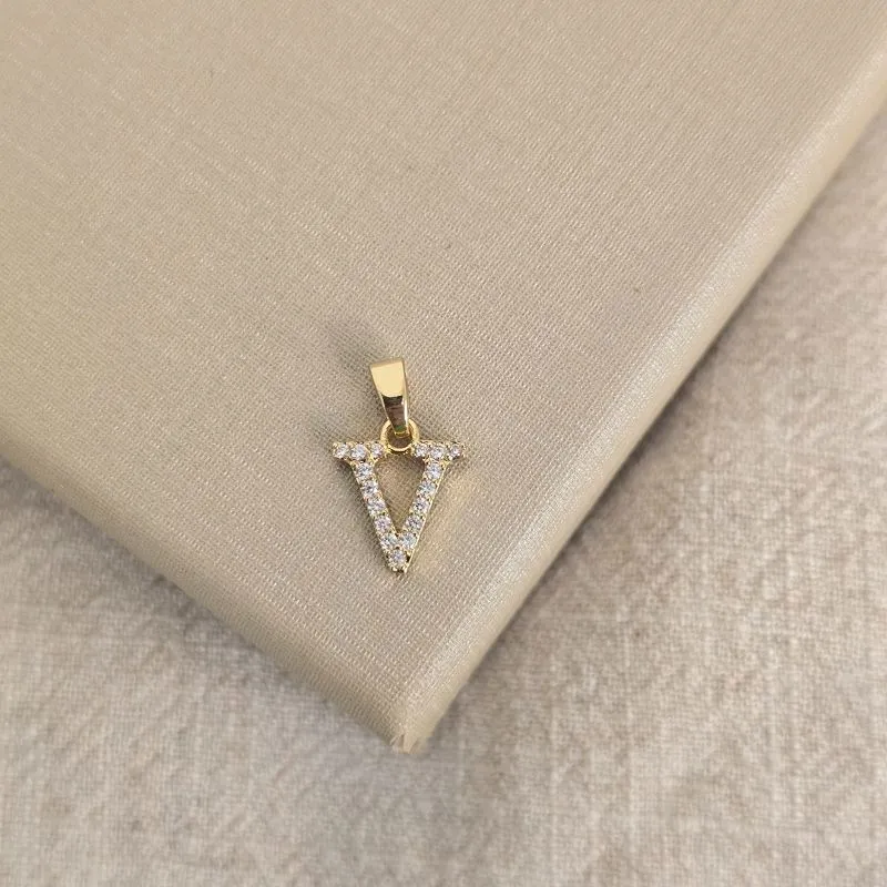 Pingente Letra Zircônia banhado Ouro 18k