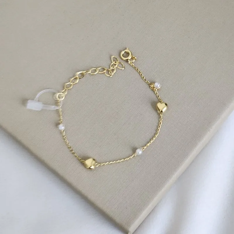 Pulseira Delicada Coração e Perola
