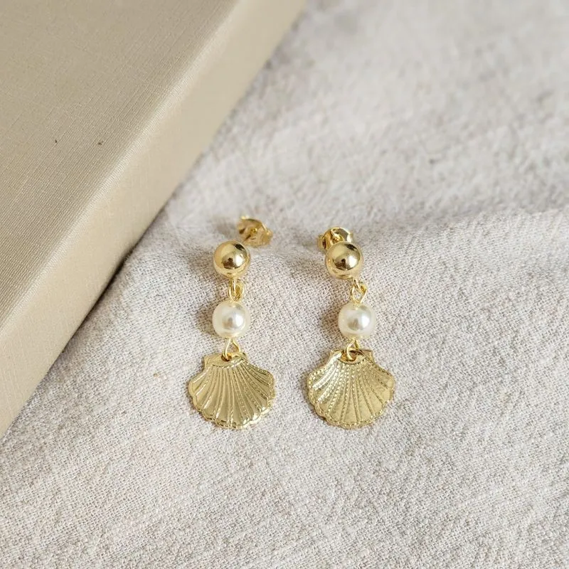 Brinco Maresia Liso e Perolas