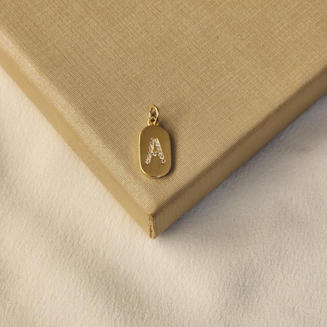 Pingente Plaquinha Letra A