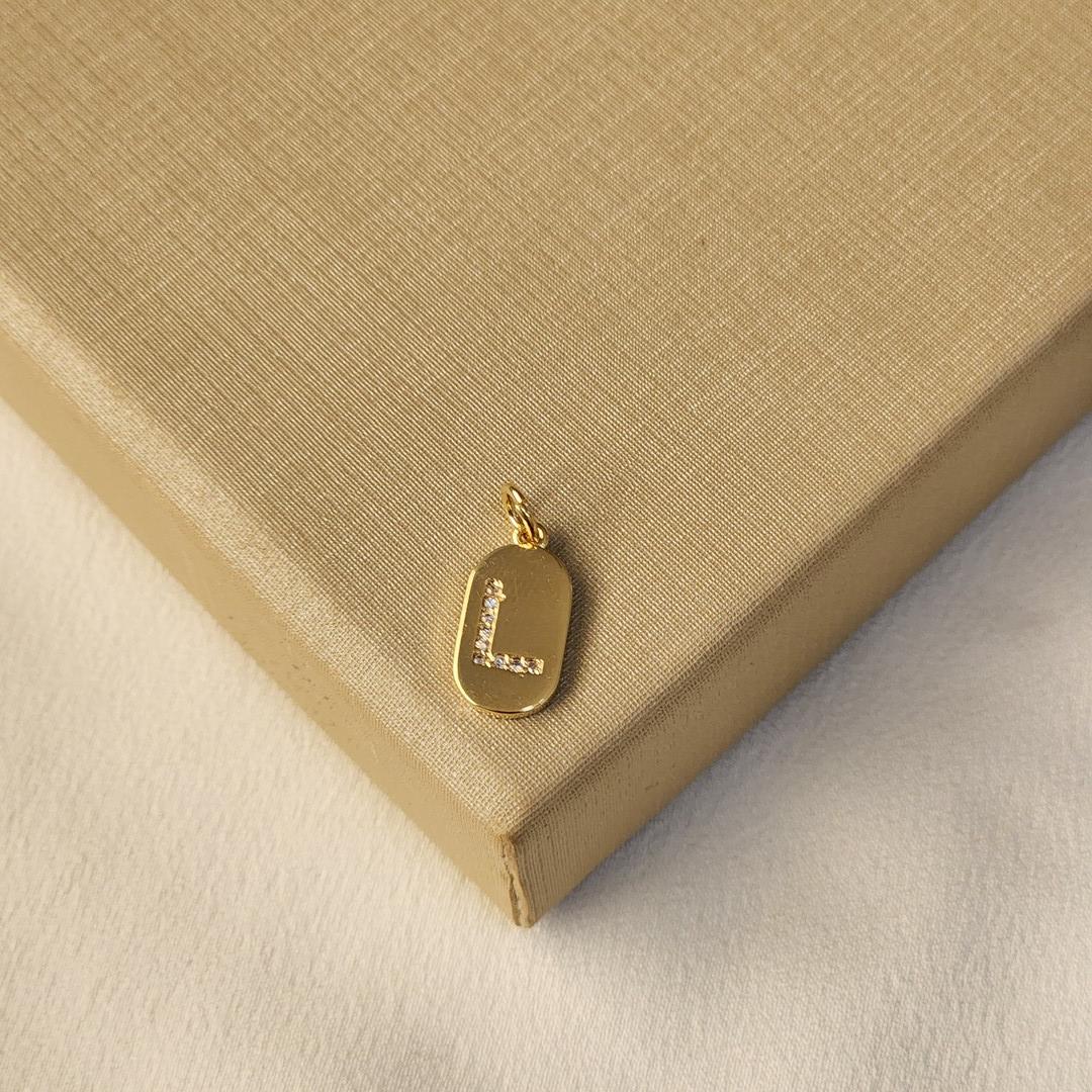 Pingente Plaquinha Letra L