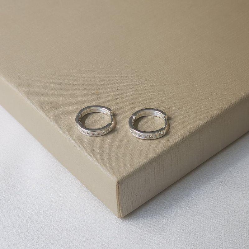 Argola Delicada com Zirconia