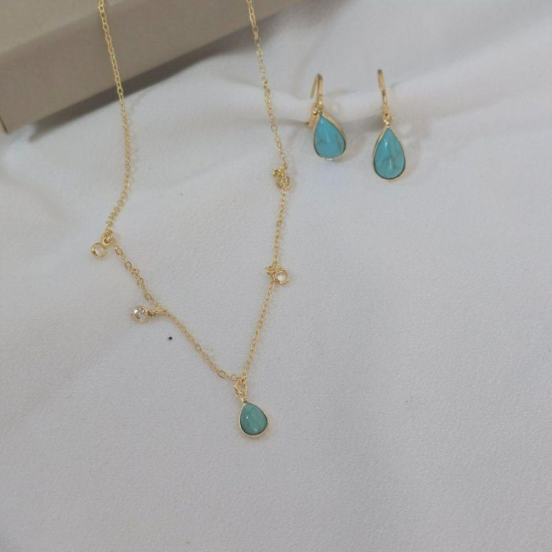 Conjunto Gota Pedra
