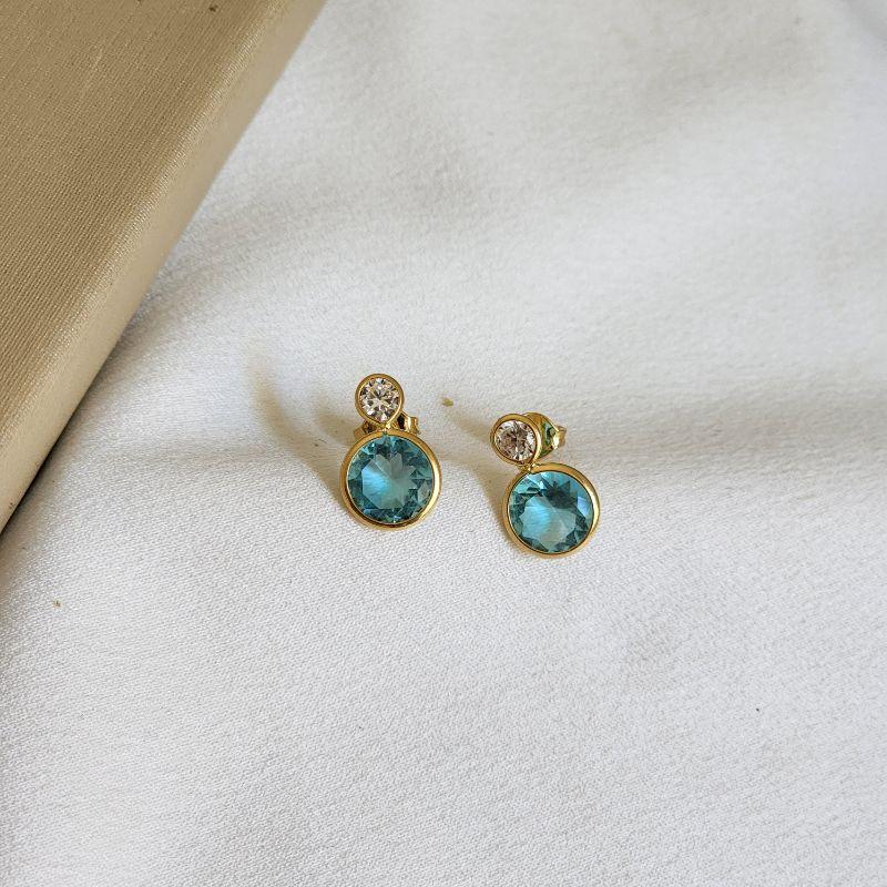 Brinco Delicado Zircônia - Azul claro