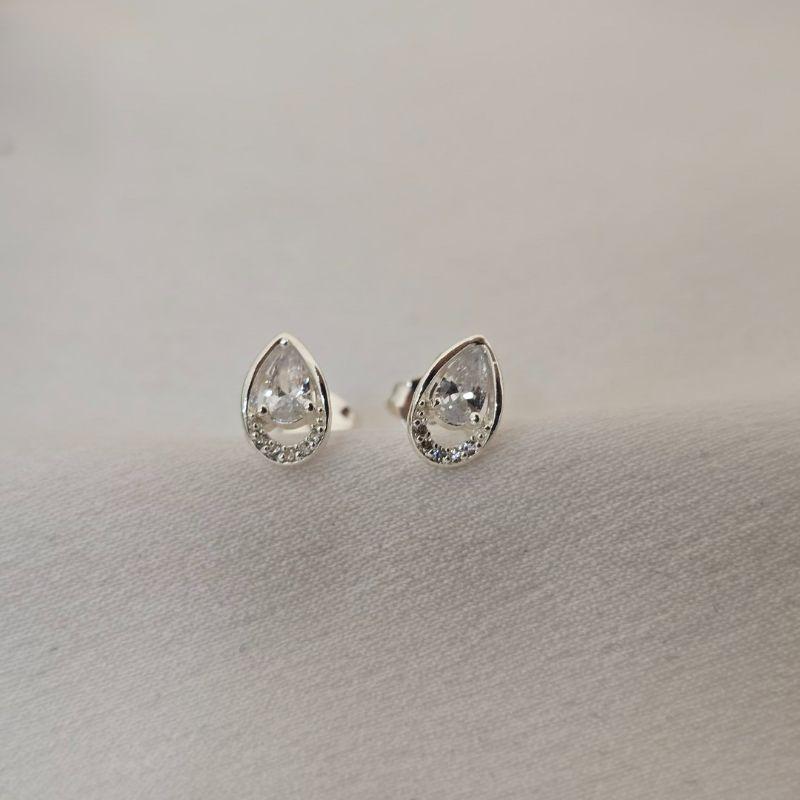Brinco Delicado Gota Zircônia