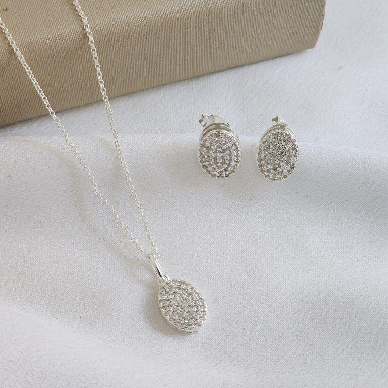 Conjunto Oval Zircônia